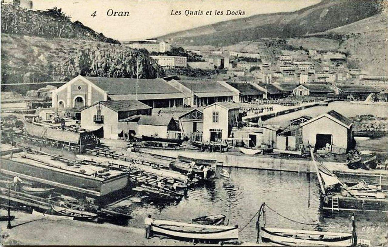 Oran- 063- travail sur les quais.jpg
